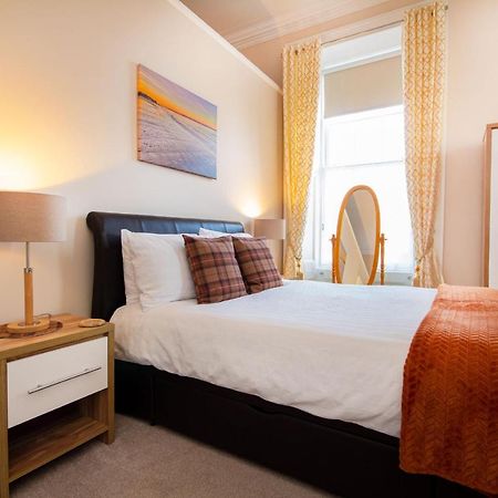 Flat 3 Barron House Apartment Nairn Bagian luar foto